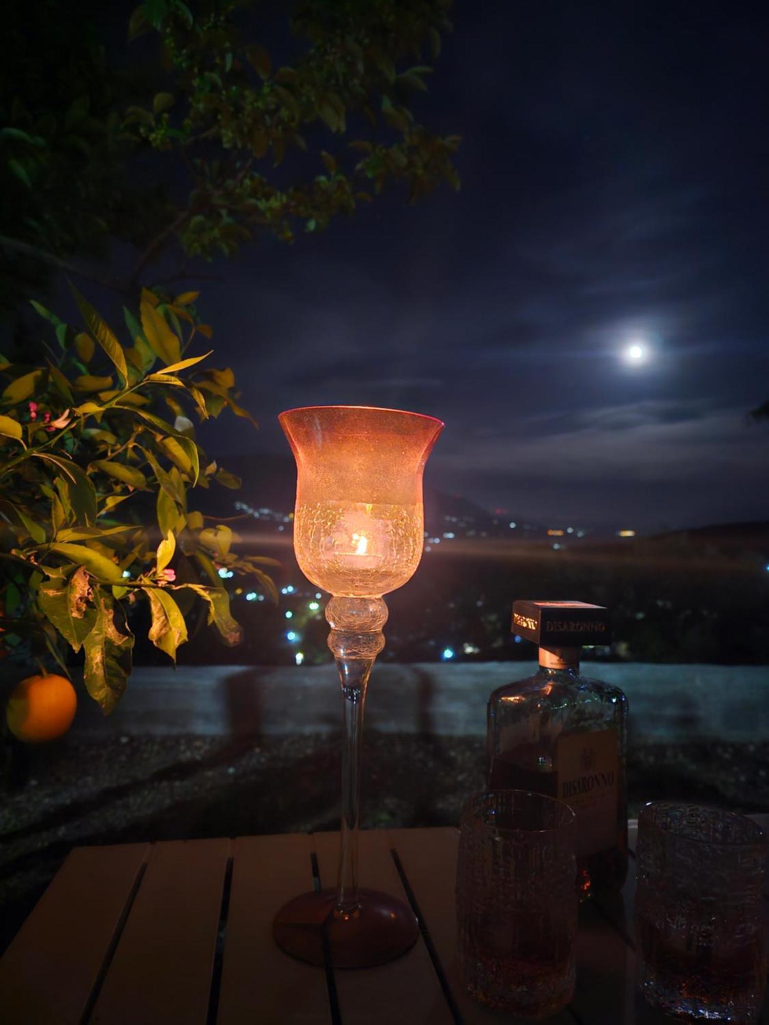 Lemon Garden Apartment-Hot Tub Jacuzzi จีโรคาสเตอร์ ภายนอก รูปภาพ